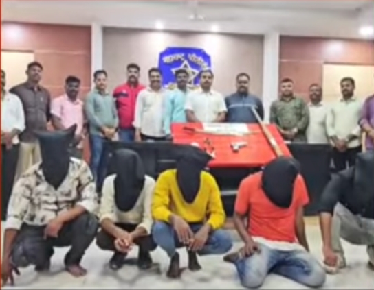 नगर-पुणे रोडवर दरोड्याची तयारी उधळली; कुख्यात गुंडासह ४ साथीदार जेरबंद