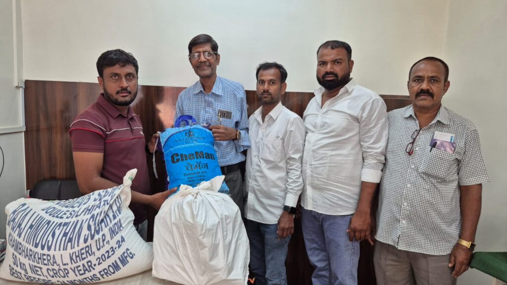 लिटल वंडर स्कूलच्या विद्यार्थ्यांकडून पूरग्रस्तांसाठी ‘मिशन माणुसकी’ अंतर्गत मदतीचा हात