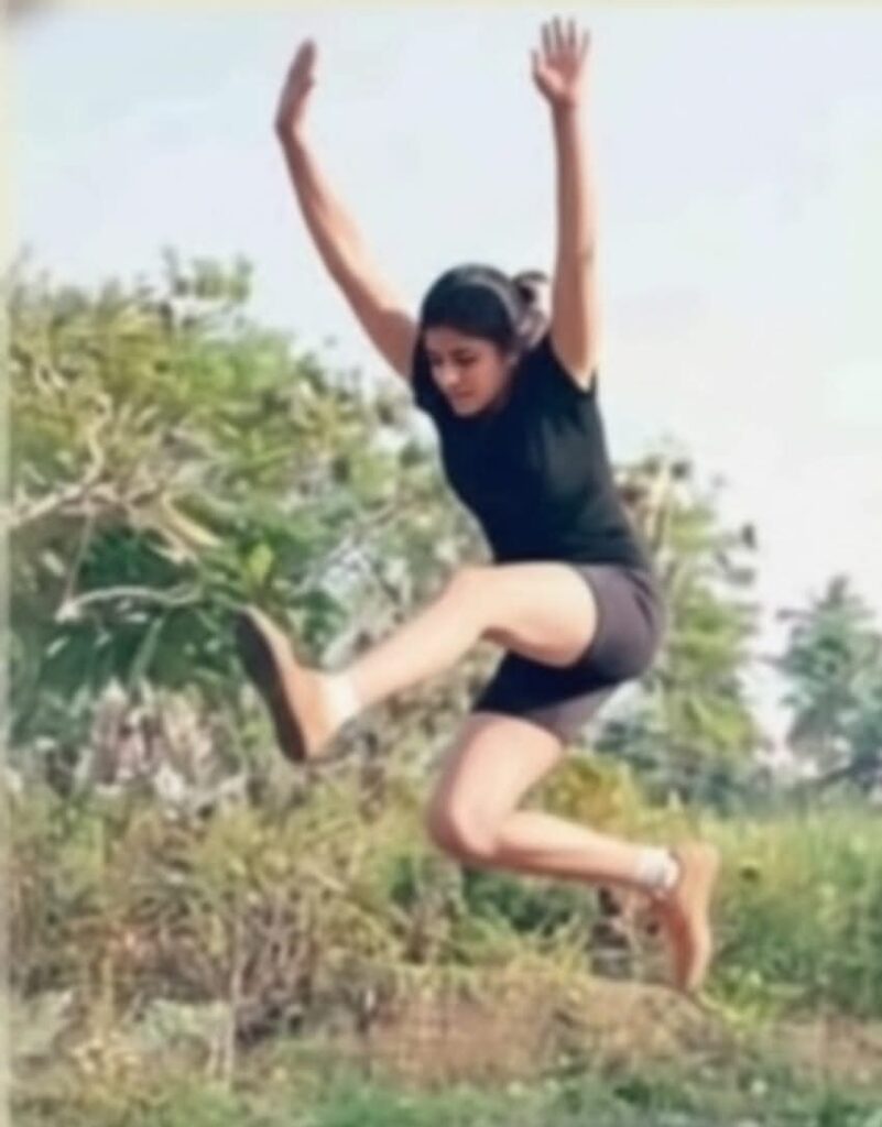 देवदैठणच्या जान्हवीची राष्ट्रीय स्पर्धेसाठी निवड.