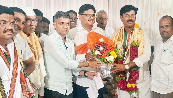 नगर तालुका राष्ट्रवादी काँग्रेस शरदचंद्र पवार पक्षाच्या तालुकाध्यक्षपदी शरद पवार यांची निवड